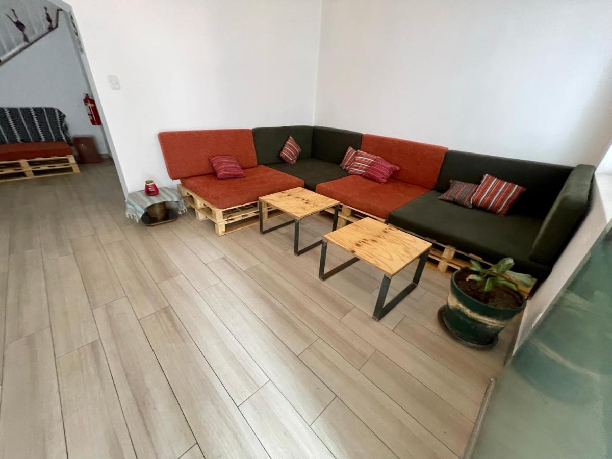 Casaroma Hostels ليما المظهر الخارجي الصورة