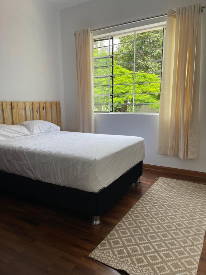 Casaroma Hostels ليما المظهر الخارجي الصورة